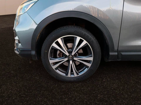Nissan Qashqai 5P DIG-T 103 KW (140 CV) E6D 6M/T 4X2 N-CONNECTA