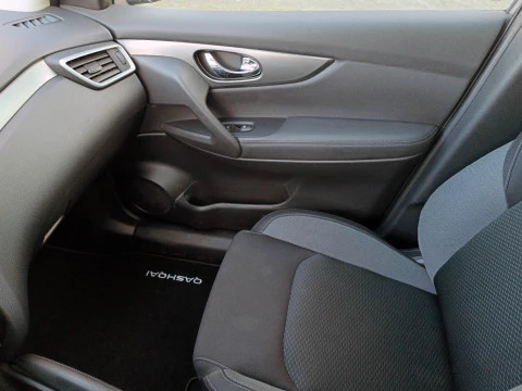 Nissan Qashqai 5P DIG-T 103 KW (140 CV) E6D 6M/T 4X2 N-CONNECTA