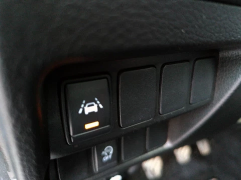 Nissan Qashqai 5P DIG-T 103 KW (140 CV) E6D 6M/T 4X2 N-CONNECTA