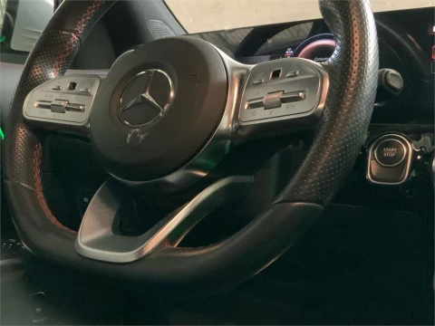 Mercedes-Benz EQA EQA 300 4MATIC