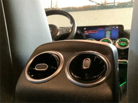 Mercedes-Benz EQA EQA 300 4MATIC