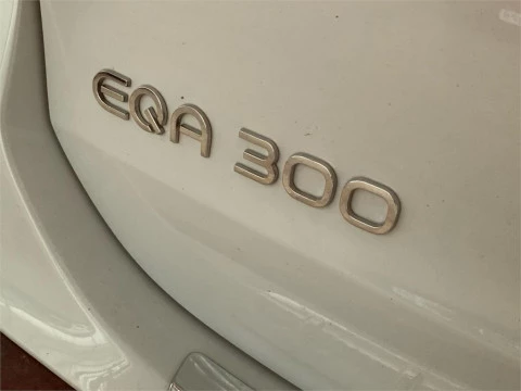 Mercedes-Benz EQA EQA 300 4MATIC