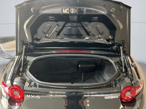 Mazda MX-5  ST 2024 1.5 SKYACTIV-G 97 KW (132 CV) MT KAZARI