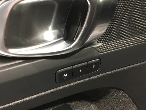 Volvo XC40 XC40 MODEL CORE