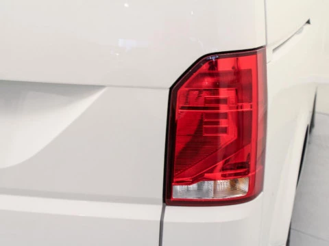 Volkswagen Caravelle 2.0 TDI BMT SWB ORIGIN 110CV 4P 8 PLAZAS