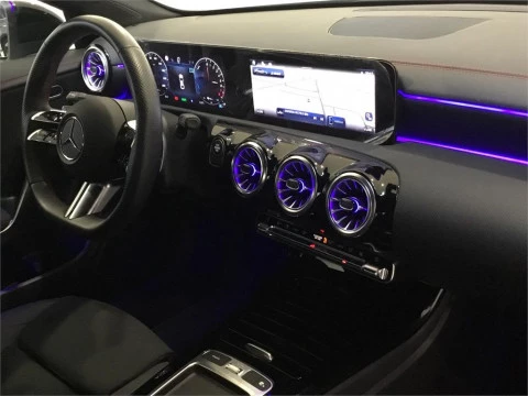 Mercedes-Benz CLA 250 e