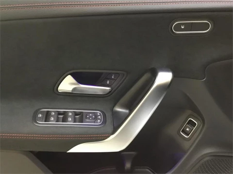 Mercedes-Benz CLA 250 e