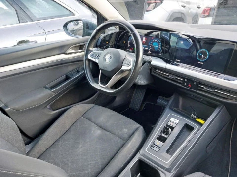 Volkswagen Golf Life 1.0 eTSI 81kW (110CV) DSG Variant