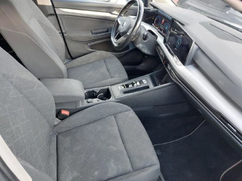 Volkswagen Golf Life 1.0 eTSI 81kW (110CV) DSG Variant