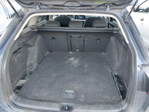 Volkswagen Golf Life 1.0 eTSI 81kW (110CV) DSG Variant