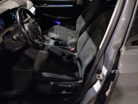 Volkswagen Golf Life 1.0 eTSI 81kW (110CV) DSG Variant