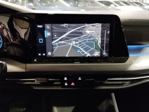 Volkswagen Golf Life 1.0 eTSI 81kW (110CV) DSG Variant