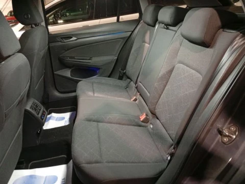 Volkswagen Golf Life 1.0 eTSI 81kW (110CV) DSG Variant