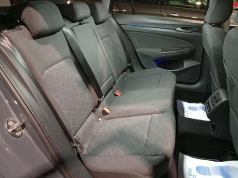 Volkswagen Golf Life 1.0 eTSI 81kW (110CV) DSG Variant