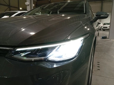 Volkswagen Golf Life 1.0 eTSI 81kW (110CV) DSG Variant