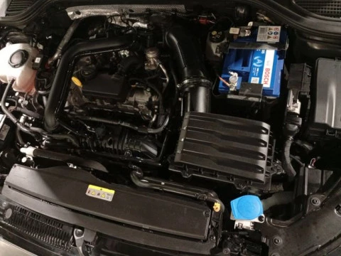 Volkswagen Golf Life 1.0 eTSI 81kW (110CV) DSG Variant