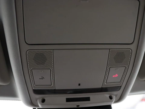 Jaguar XE sedan 2.0D 132KW PURE AUTO 4P