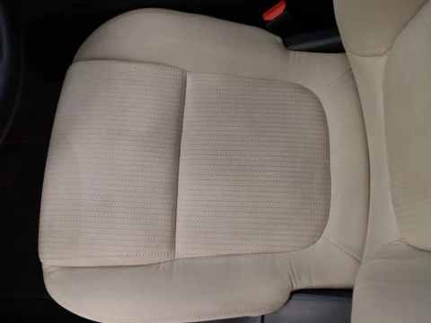 Jaguar XE sedan 2.0D 132KW PURE AUTO 4P