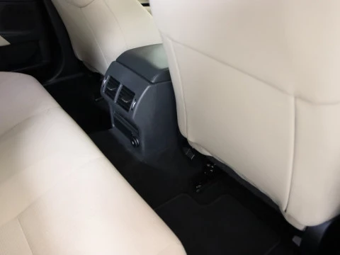 Jaguar XE sedan 2.0D 132KW PURE AUTO 4P