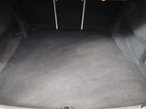 Jaguar XE sedan 2.0D 132KW PURE AUTO 4P