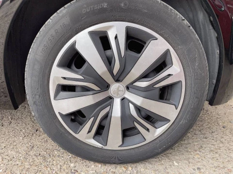 Peugeot e-208 Eléctrico Active