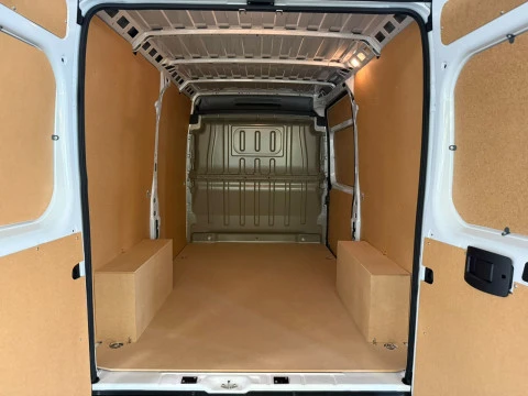Citroën Jumper 3.3 L2 H1 BHDI 103kW (140CV) S&S 6 V. M