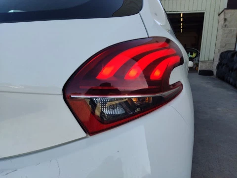 Peugeot 208 5P ACTIVE BlueHDi 73kW (100CV)