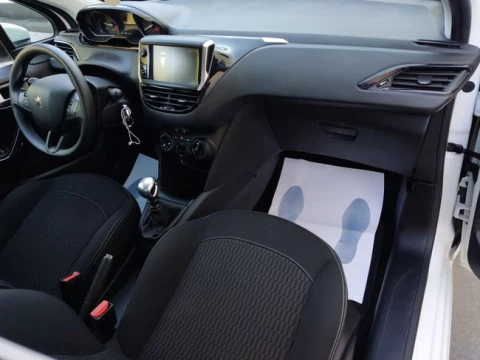 Peugeot 208 5P ACTIVE BlueHDi 73kW (100CV)