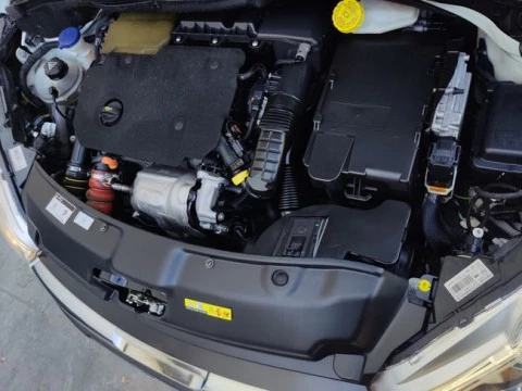 Peugeot 208 5P ACTIVE BlueHDi 73kW (100CV)