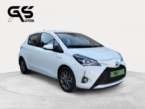 Toyota Yaris 1.5 100H Active Tech 74 kW (100 CV)