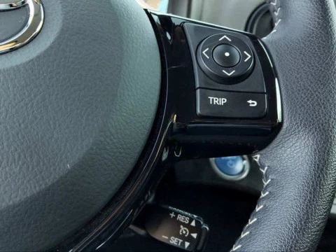 Toyota Yaris 1.5 100H Active Tech 74 kW (100 CV)