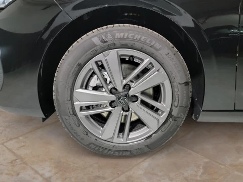 Peugeot 308 5P Style BlueHDi 130 S&S EAT8