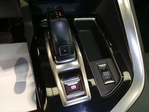 Peugeot 3008 1.5 BlueHDi 96kW S&S Allure Pack EAT8