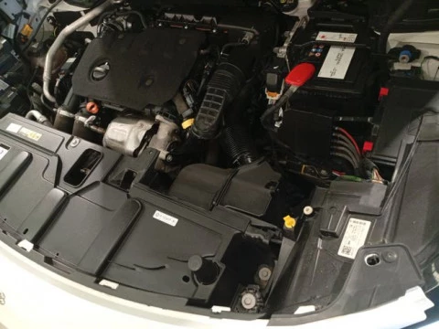 Peugeot 3008 1.5 BlueHDi 96kW S&S Allure Pack EAT8