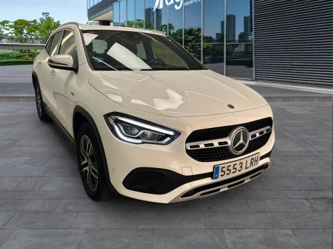 Mercedes-Benz GLA GLA 250 e