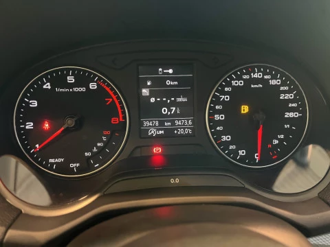 Audi Q2 Design 30 TFSI 85kW (116CV)