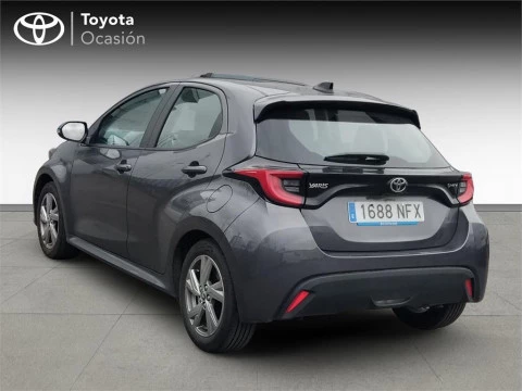 Toyota Yaris ACTIVE PLUS