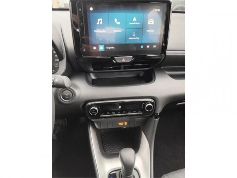 Toyota Yaris ACTIVE PLUS