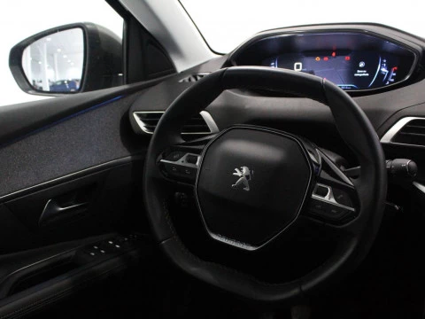 Peugeot 3008 1.2 PURETECH 96KW (130CV) ALLURE S&S