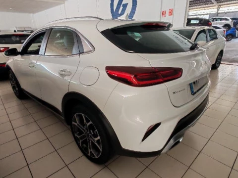 Kia XCeed 1.5 MHEV 118KW TECH 5P