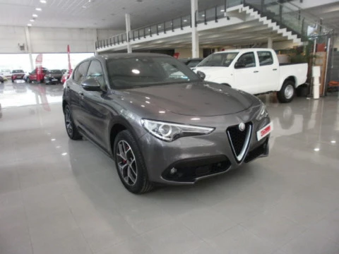Alfa Romeo Stelvio 2.2 Diésel 154kW (210CV) Executive Q4