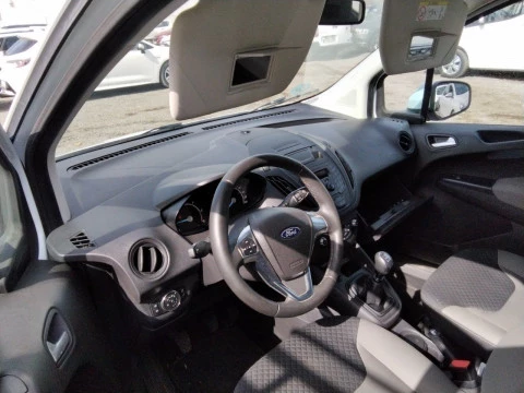 Ford Transit Courier Kombi 1.5 TDCi 56kW Trend