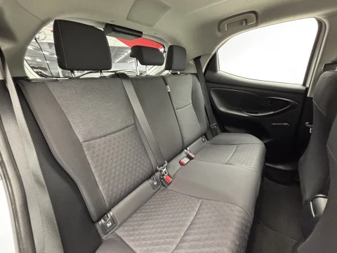 Toyota Yaris 1.5 120H Business Plus