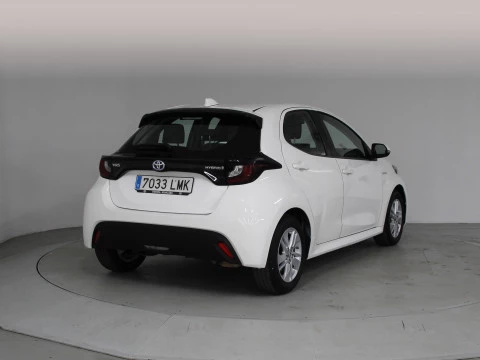 Toyota Yaris 1.5 120H Business Plus