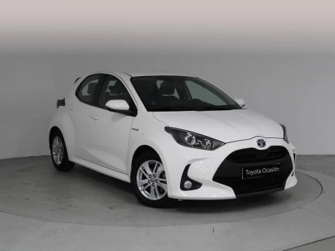 Toyota Yaris 1.5 120H Business Plus