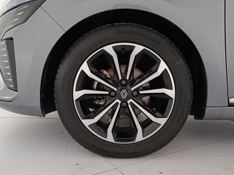 Renault Clio Techno TCe 90 (67kw)