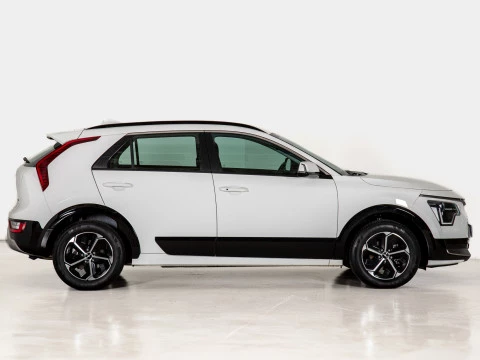 Kia Niro 1.6 GDi HEV 104kW (141CV) Drive