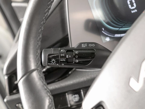 Kia Niro 1.6 GDi HEV 104kW (141CV) Drive