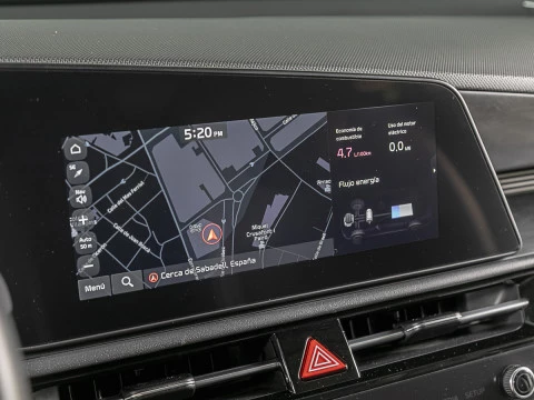 Kia Niro 1.6 GDi HEV 104kW (141CV) Drive