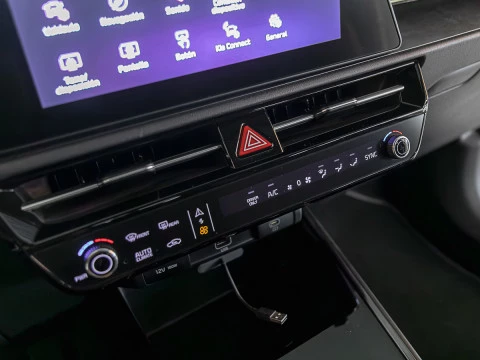 Kia Niro 1.6 GDi HEV 104kW (141CV) Drive